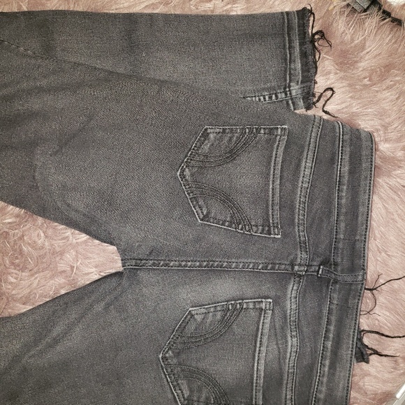 Hollister jeans - Picture 2 of 3